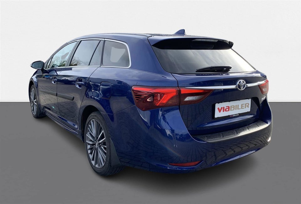 Toyota Avensis 1,8 VVT-i T2 Limited Touring Sports 5d