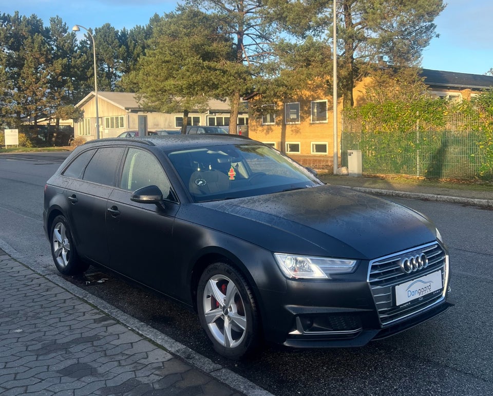 Audi A4 40 TFSi Advanced Avant S-tr. 5d