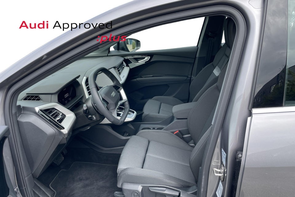 Audi Q4 e-tron 45 Progress 5d