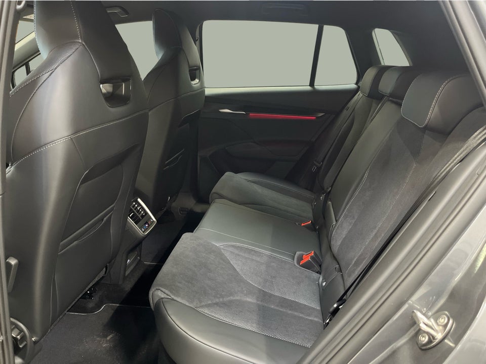 Skoda Elroq 85 iV Sportline 5d