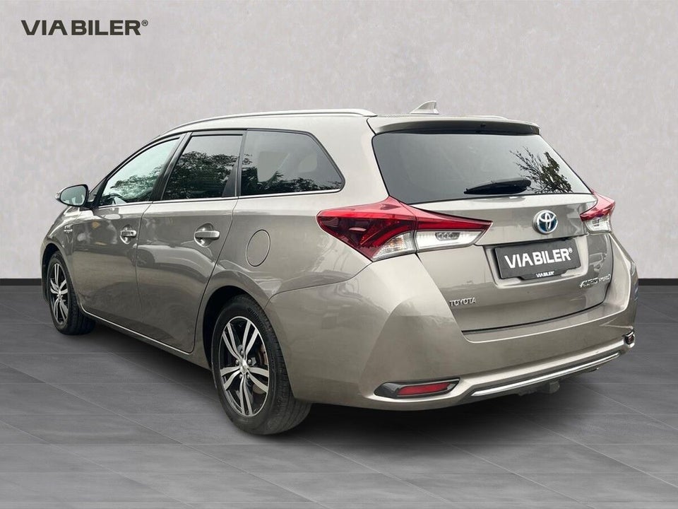 Toyota Auris 1,8 Hybrid H2 Comfort Touring Sports CVT 5d