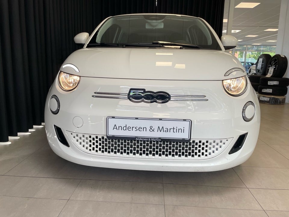 Fiat 500e 24 Icon 3d