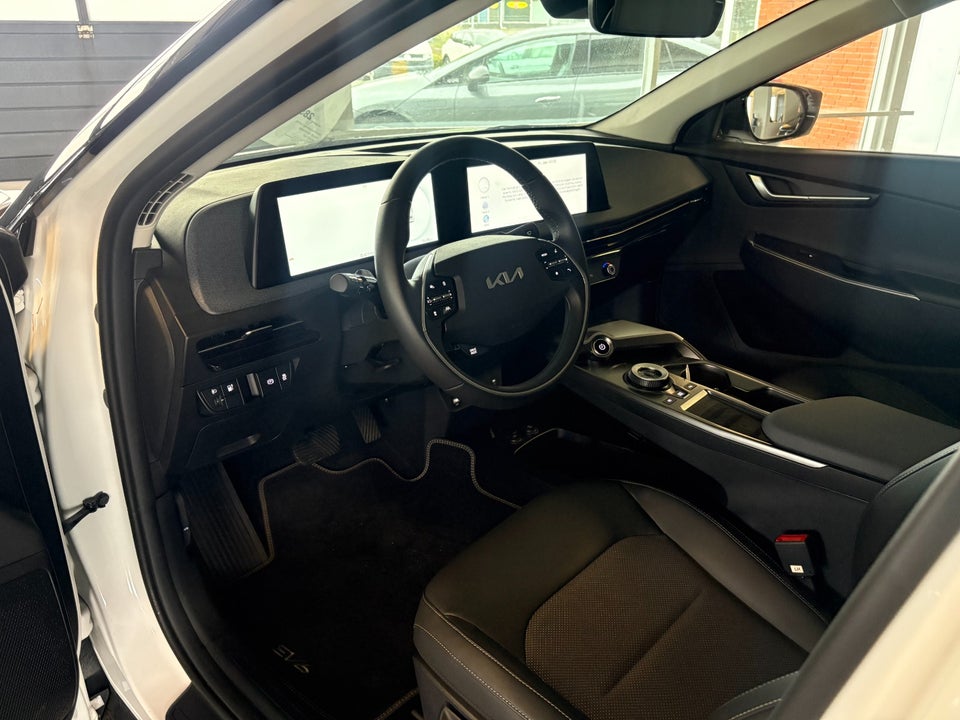 Kia EV6 77 Long Range Performance AWD 5d