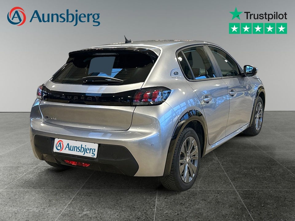 Peugeot e-208 50 Active 5d