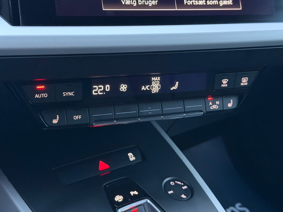 Audi Q4 e-tron 40  5d