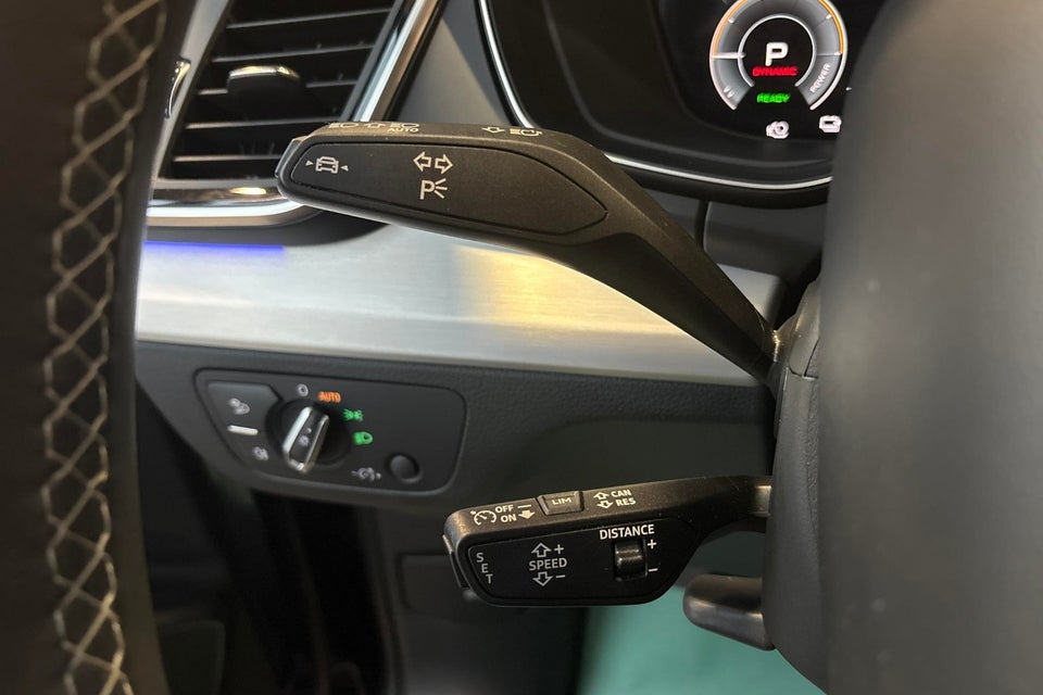 Audi Q5 50 TFSi e S-line quattro S-tr. 5d