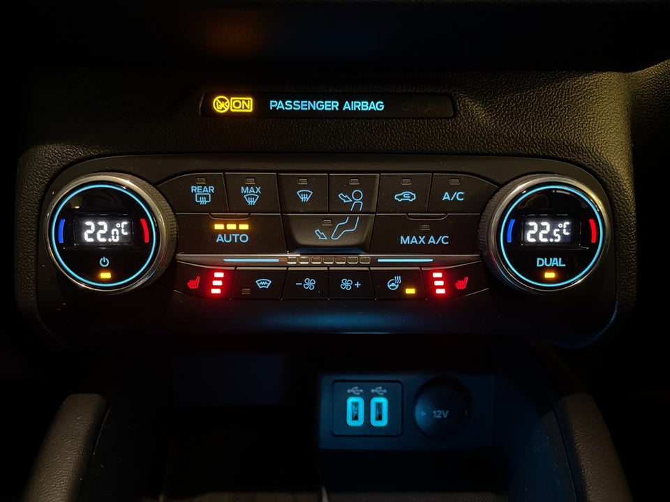 Ford Kuga 2,5 PHEV Vignale CVT 5d