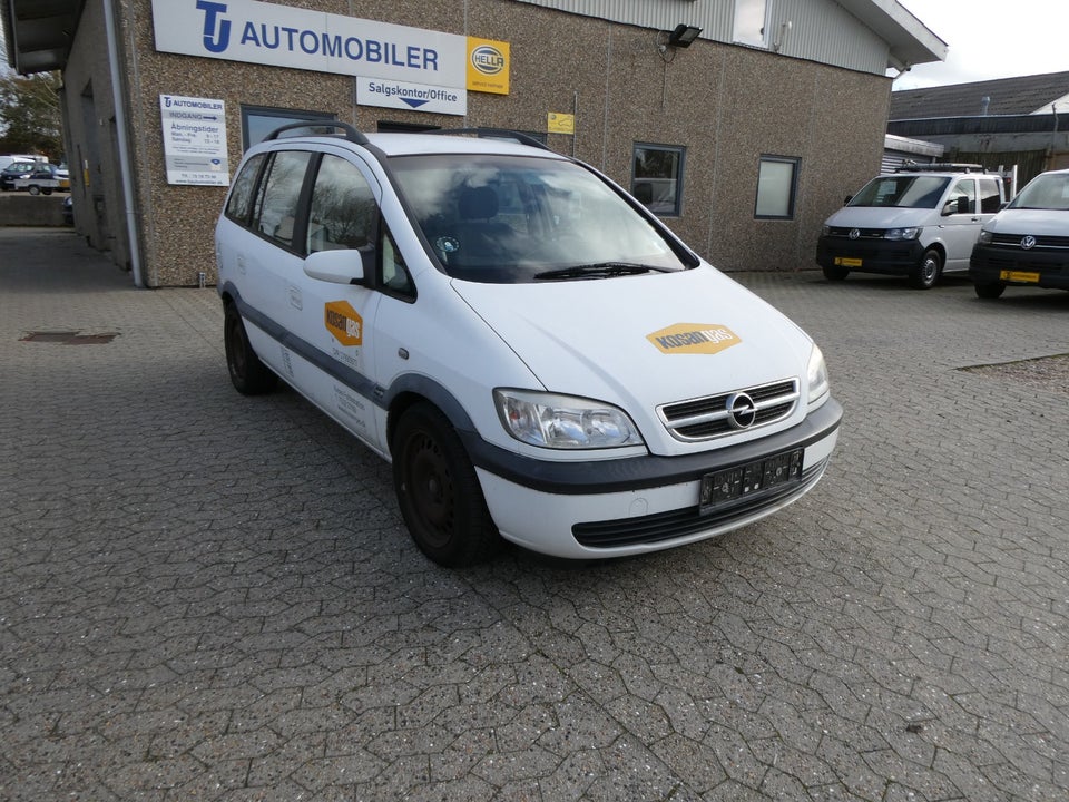 Opel Zafira 2,0 DTi 16V Flexivan 5d