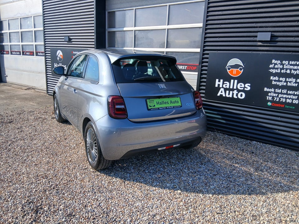 Fiat 500e 42 Icon 3+1 4d