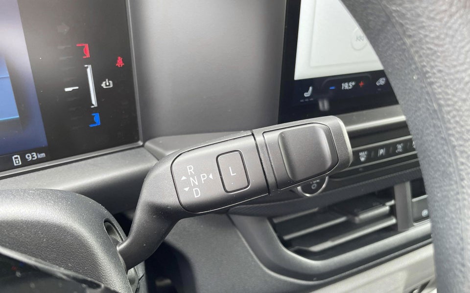 Ford E-Transit Custom 320L 64 Trend