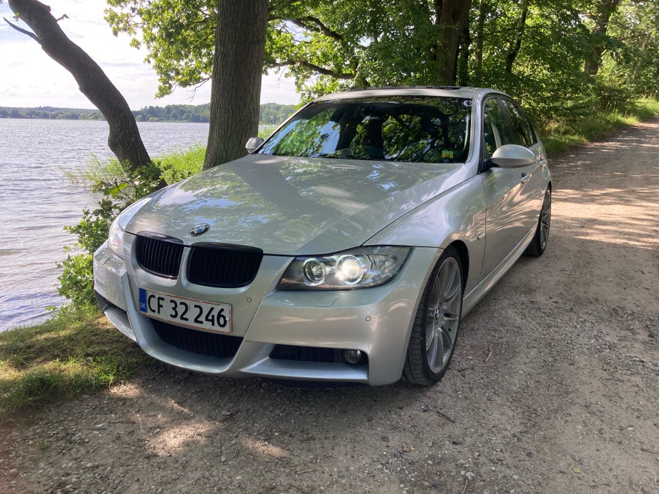 BMW 330i 3,0 aut. 4d