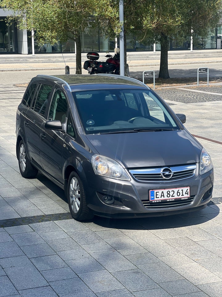 Opel Zafira 1,8 16V 140 Enjoy 7prs 5d