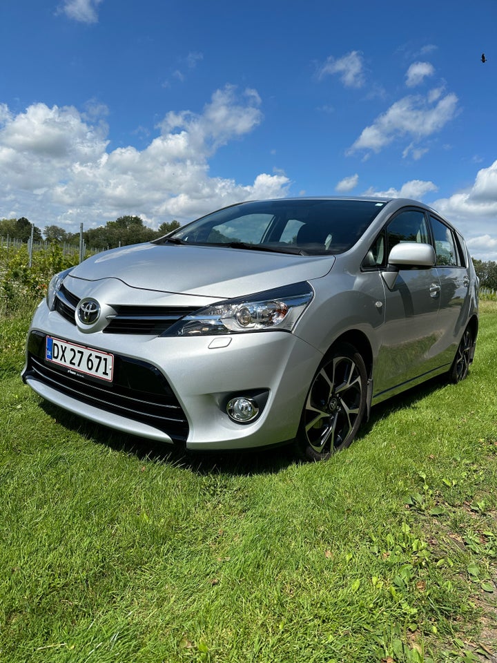 Toyota Verso 2,0 D-4D T1 5d