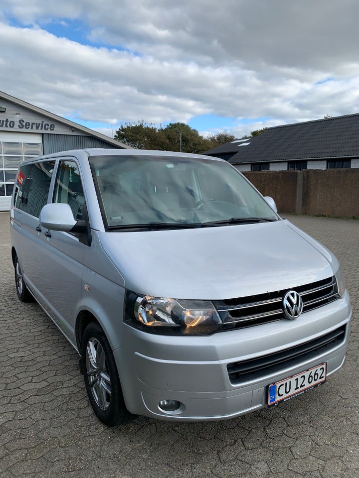 VW Multivan 2,0 TDi 140 Comfortline kort 4d