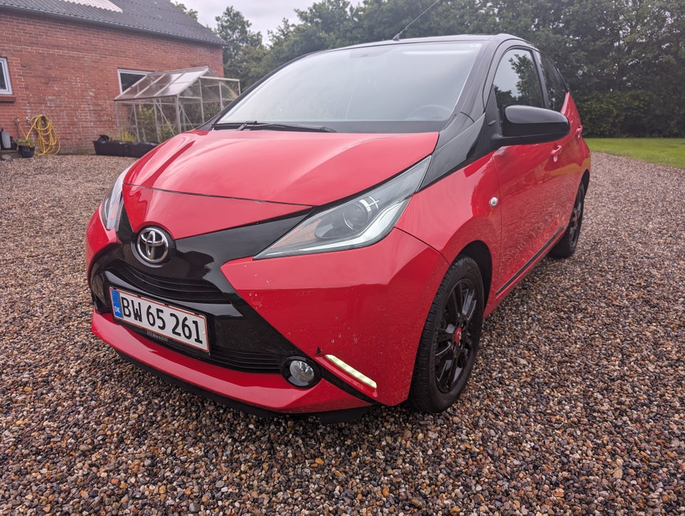 Toyota Aygo 1,0 VVT-i x-cite 5d