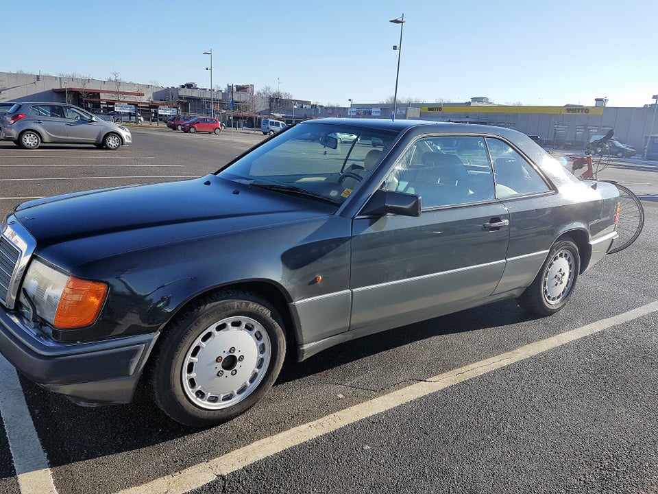 Mercedes 300 CE-24 3,0 aut. 2d