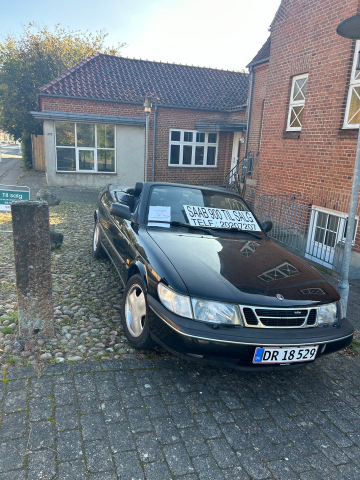 Saab 900 2,0 SE 3d