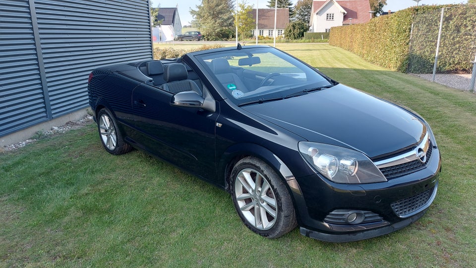 Opel Astra 2,0 Turbo TwinTop 2d