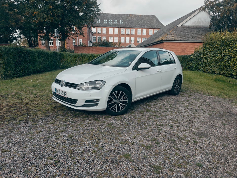 VW Golf VII 1,4 TSi 125 Allstar BMT 5d