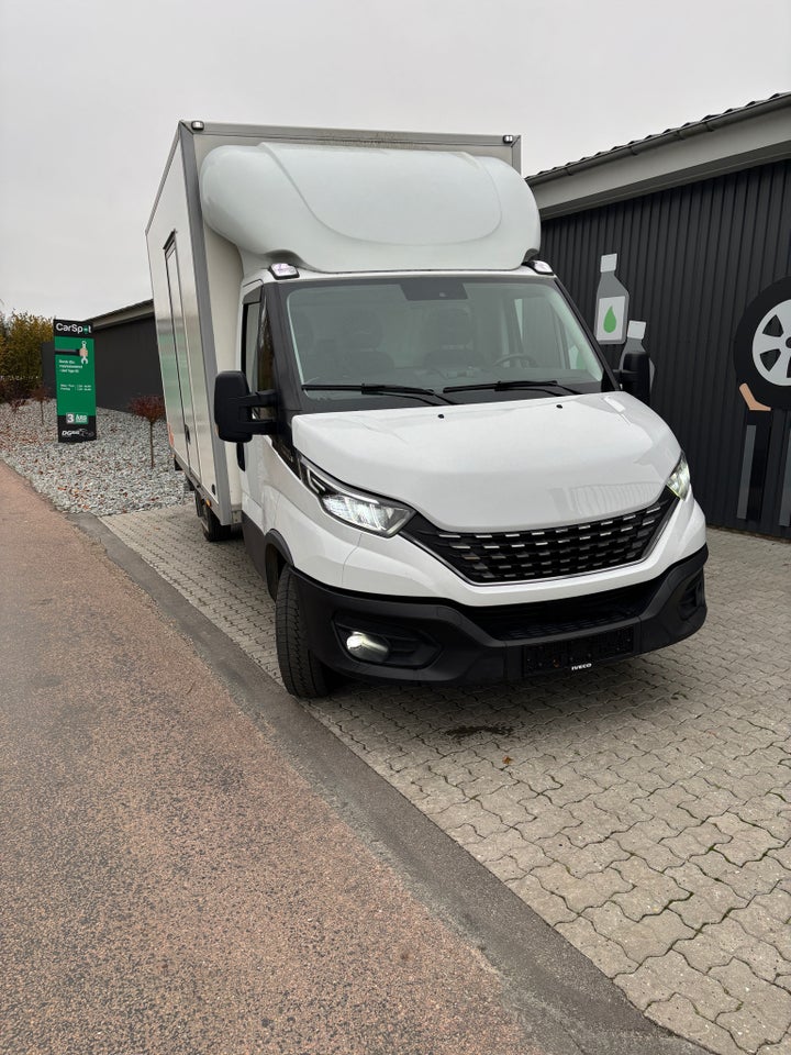 Iveco Daily 2,3 35S16 Alukasse m/lift AG8 2d