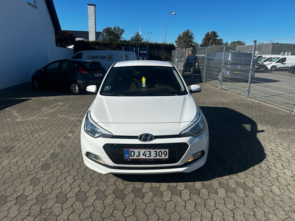 Hyundai i20 1,4 Trend 5d