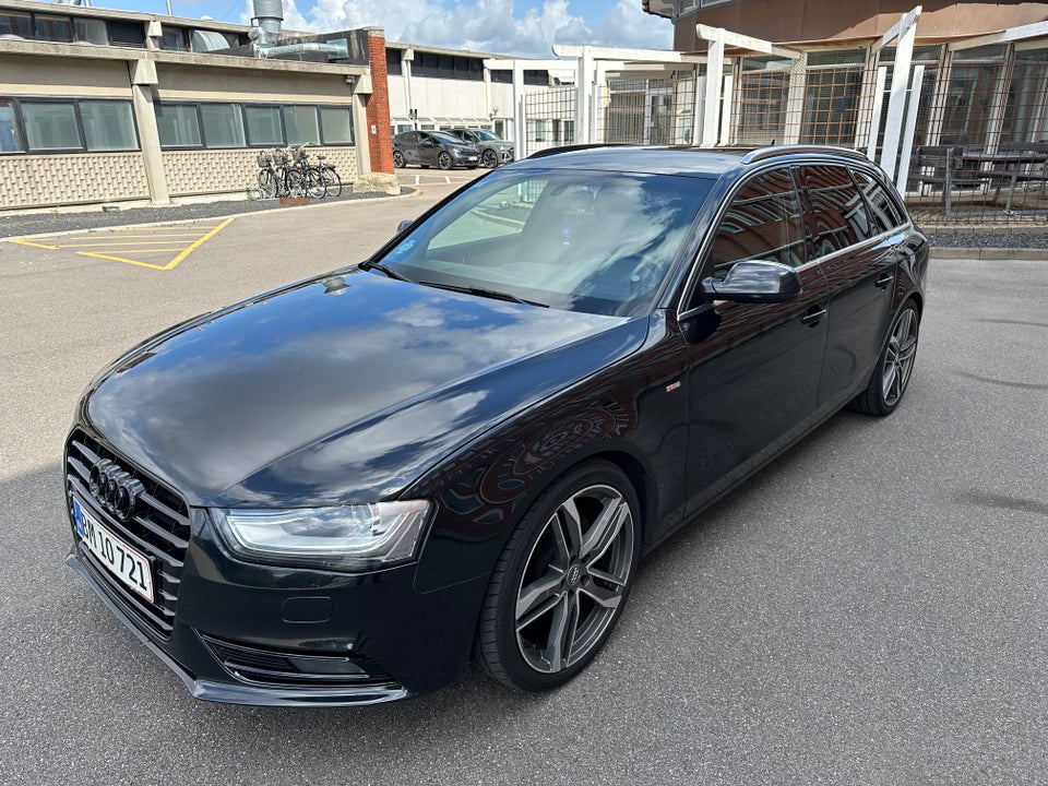 Audi A4 2,0 TDi 177 S-line Avant 5d