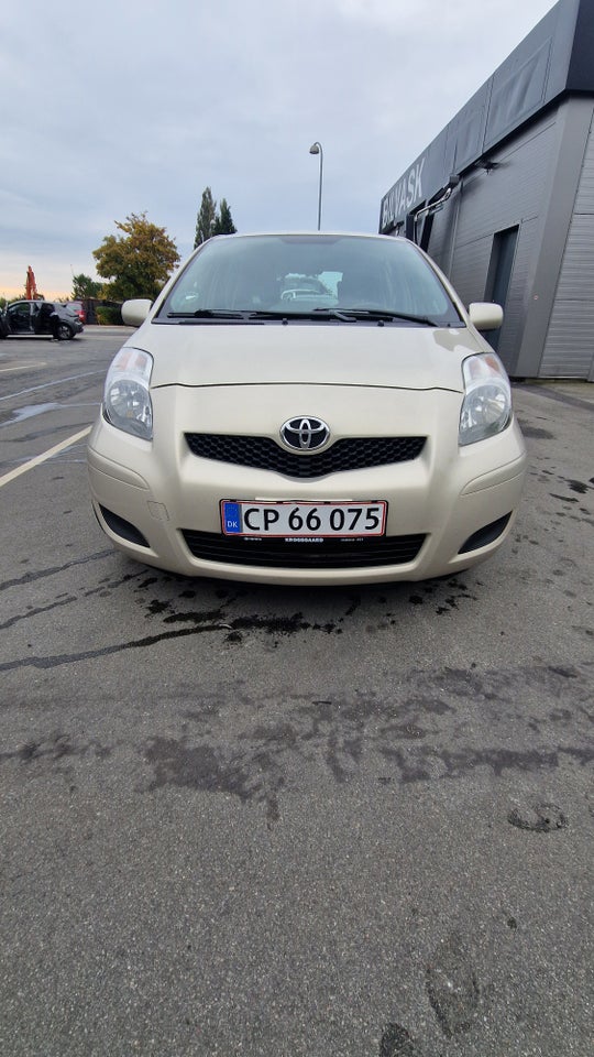 Toyota Yaris 1,3  5d