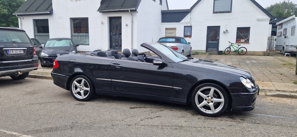 Mercedes CLK240 2,6 Cabriolet Avantgarde aut. 2d