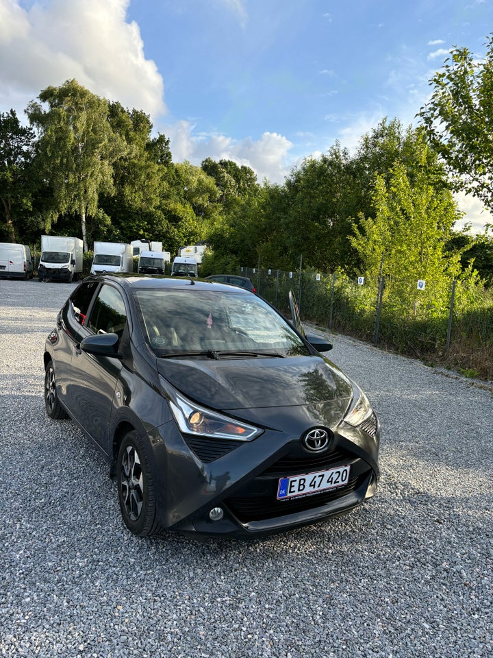 Toyota Aygo 1,0 VVT-i x-pression x-shift 5d