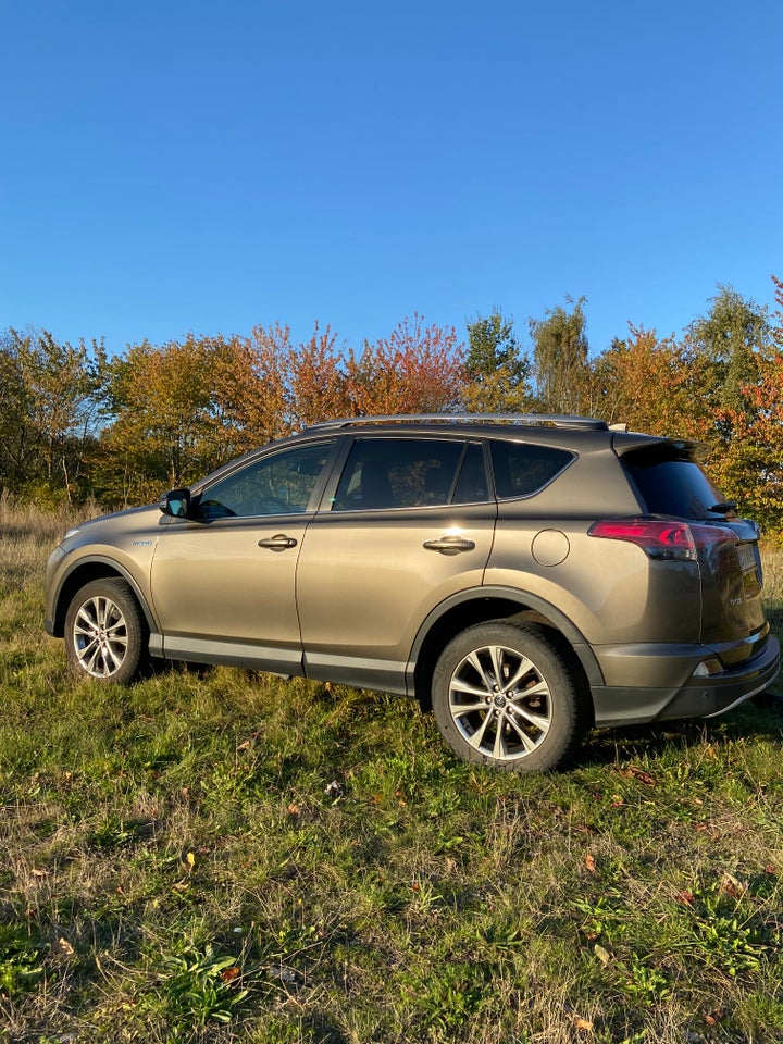 Toyota RAV4 2,0 VVT-i T2 4x4 5d