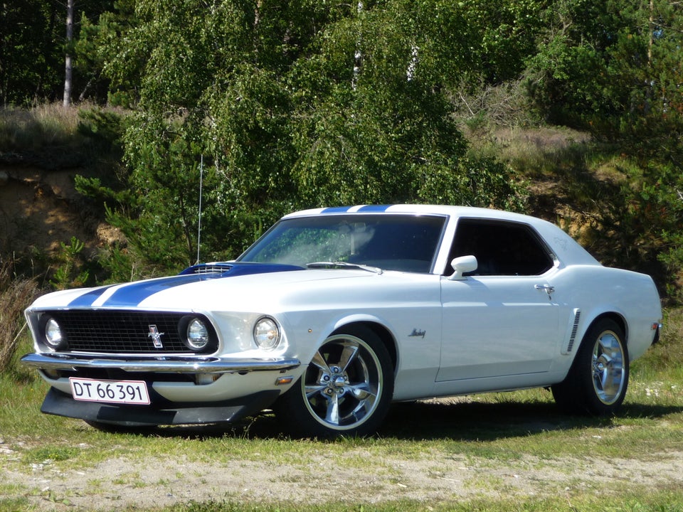 Ford Mustang 5,0 V8 302cui. Fastback aut. 2d