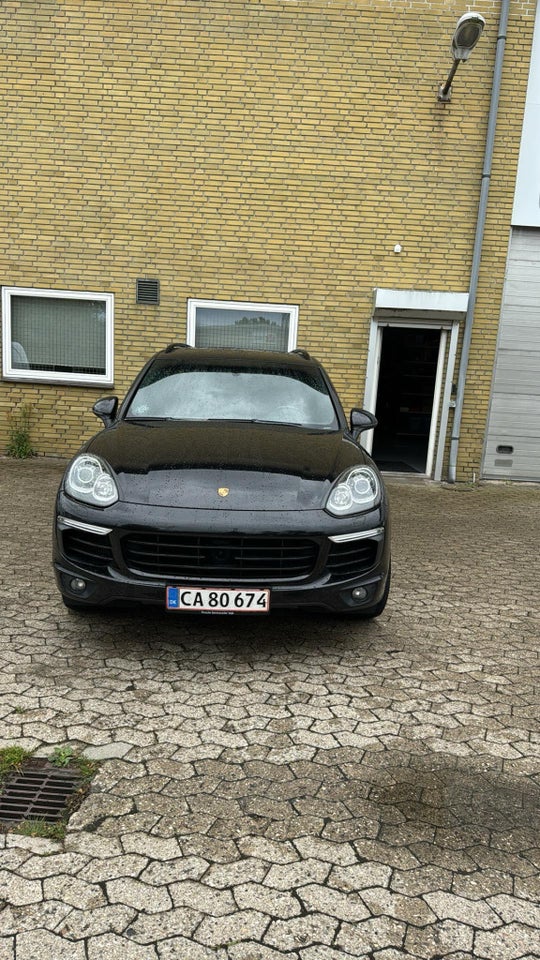 Porsche Cayenne 3,0 D Platinum Tiptr. 5d