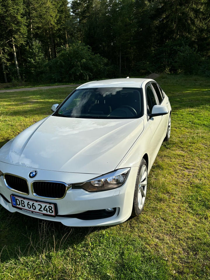 BMW 320i 2,0 aut. 4d