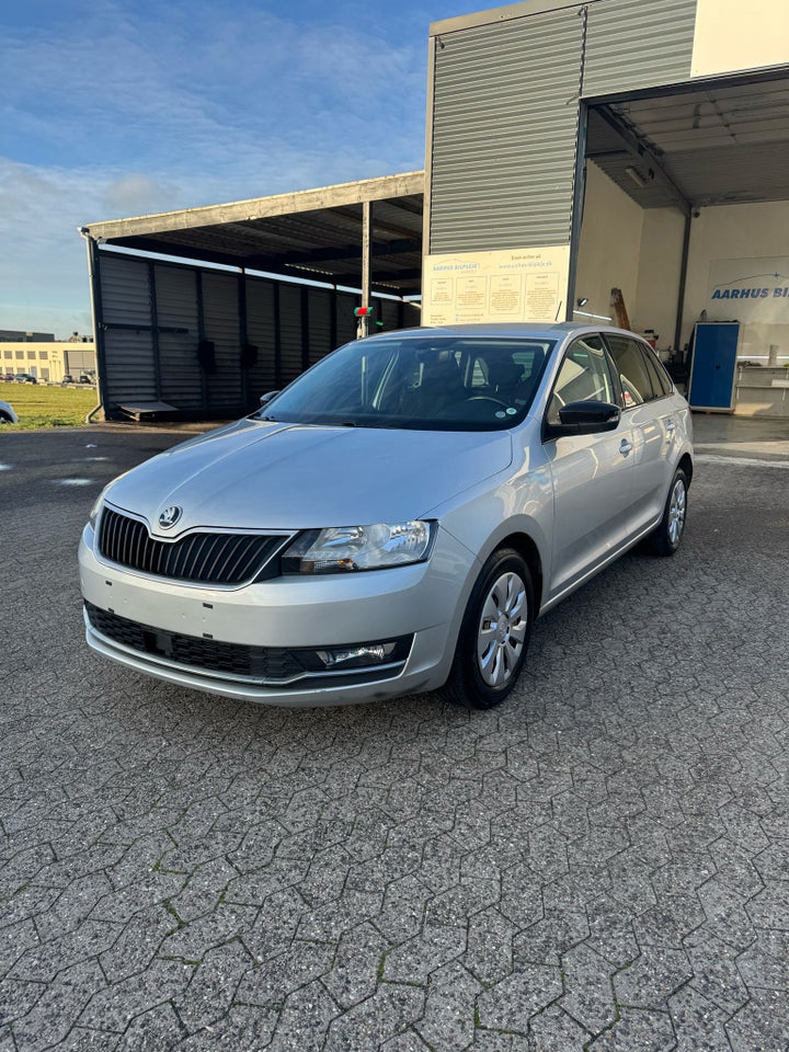 Skoda Rapid 1,0 TSi 95 Style Spaceback 5d