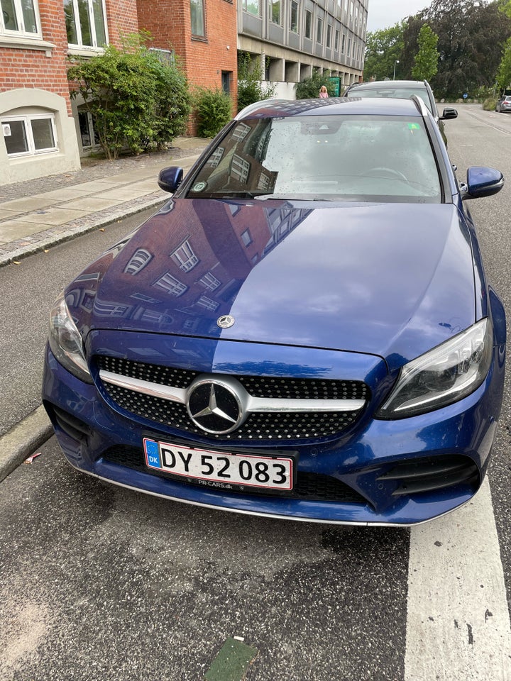 Mercedes C300 2,0 AMG Line stc. aut. 5d