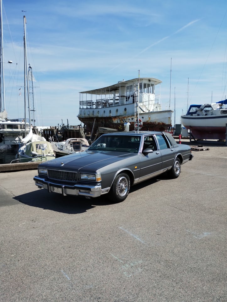 Chevrolet Caprice 5,0 V8 Brougham aut. 4d