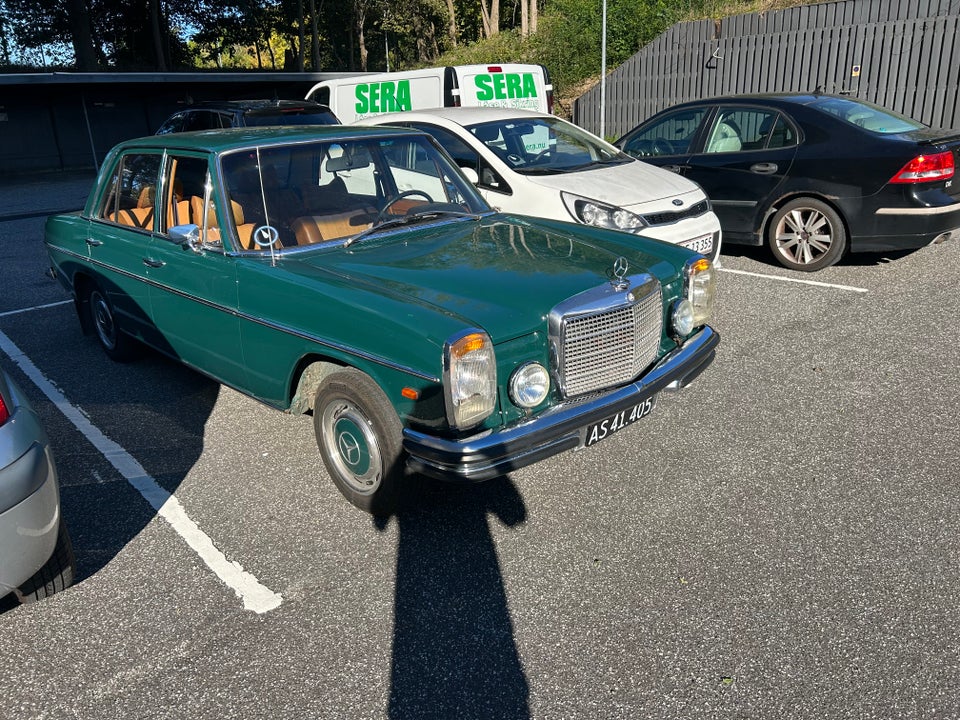 Mercedes 200 2,0  4d