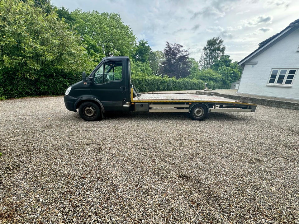 Iveco Daily 2,3 35S14 3750mm Lad AG 2d