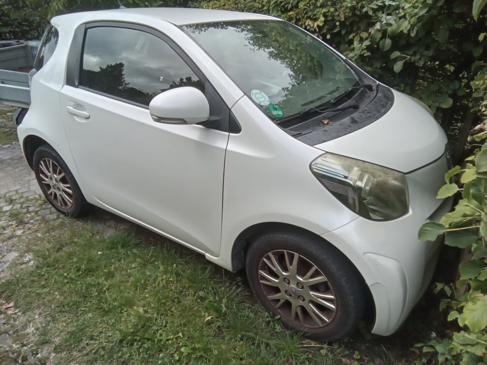 Toyota iQ 1,4 D-4D Q2 3d