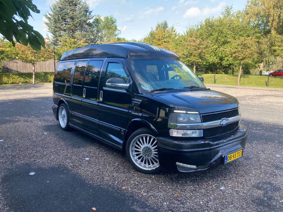 Chevrolet Express 5,7 V8 aut. 7prs 5d