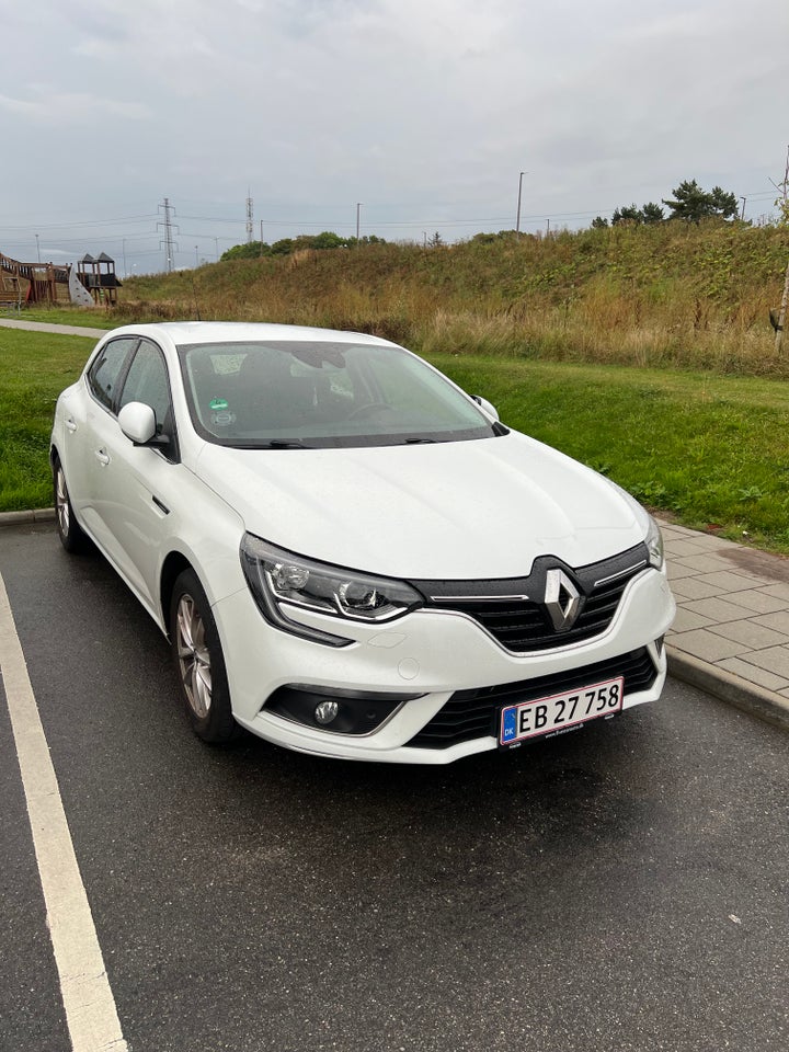 Renault Megane IV 1,2 TCe 100 Zen 5d